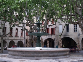 Uzés